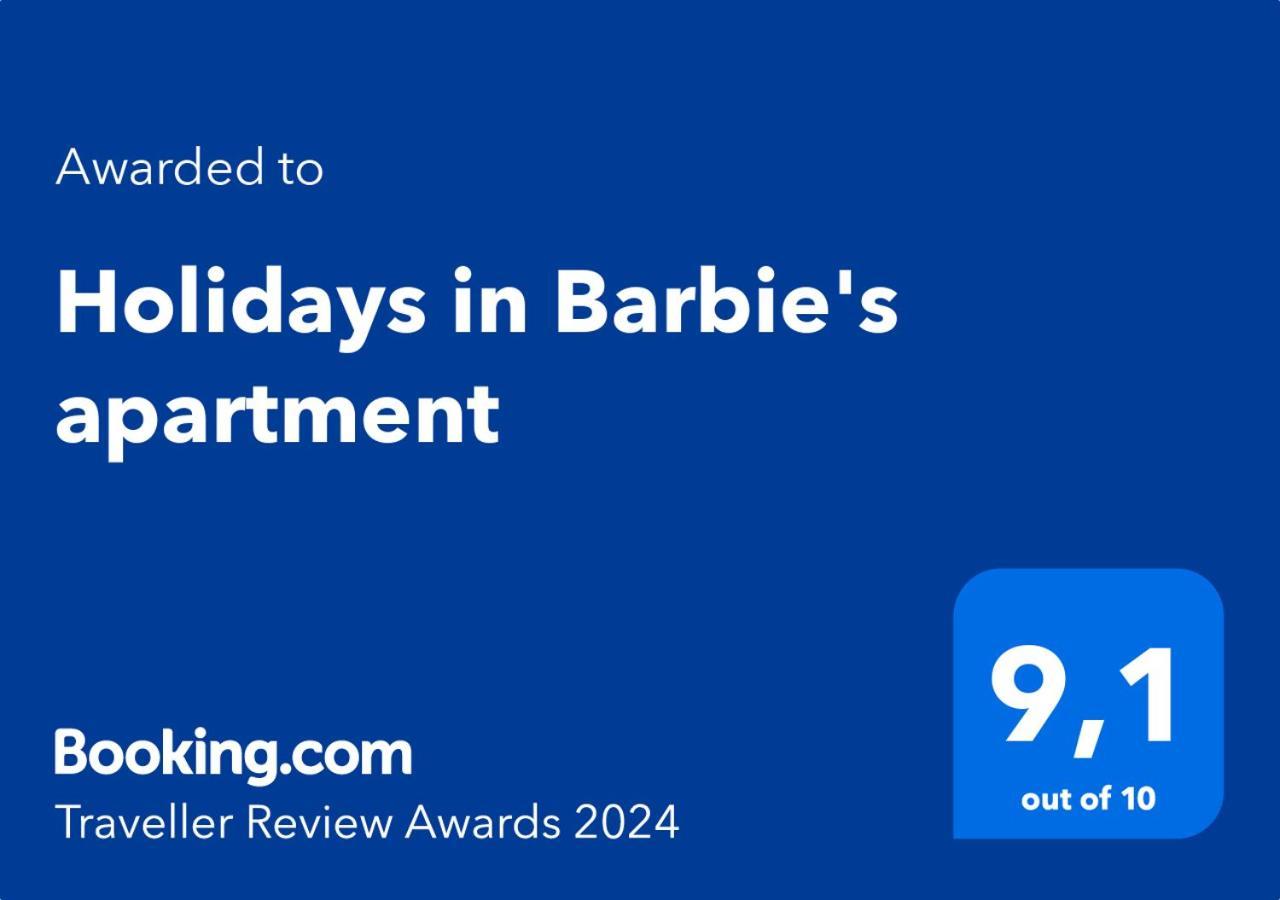 Holidays In Barbie'S Apartment Рим Екстериор снимка